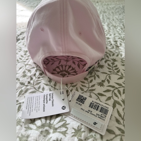 lululemon athletica Blissful Pink Baseball Cap - Picture 4 of 7